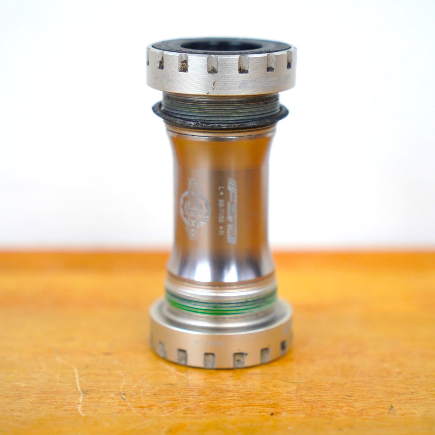 FSA MegaExo Bottom Bracket Silver 24mm Spindle Road Bike Component