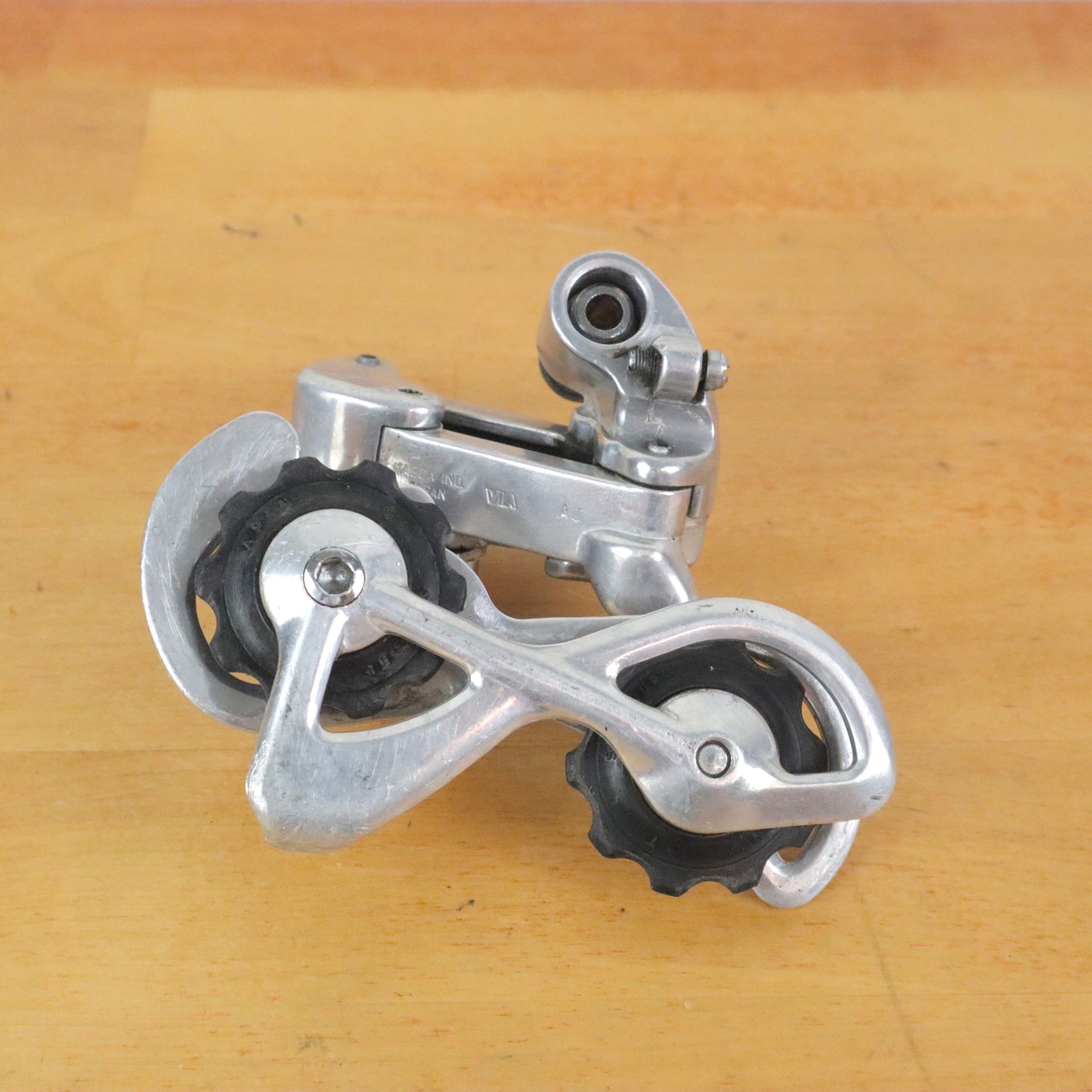 Vintage Suntour Cyclone Short Cage Rear Derailleur