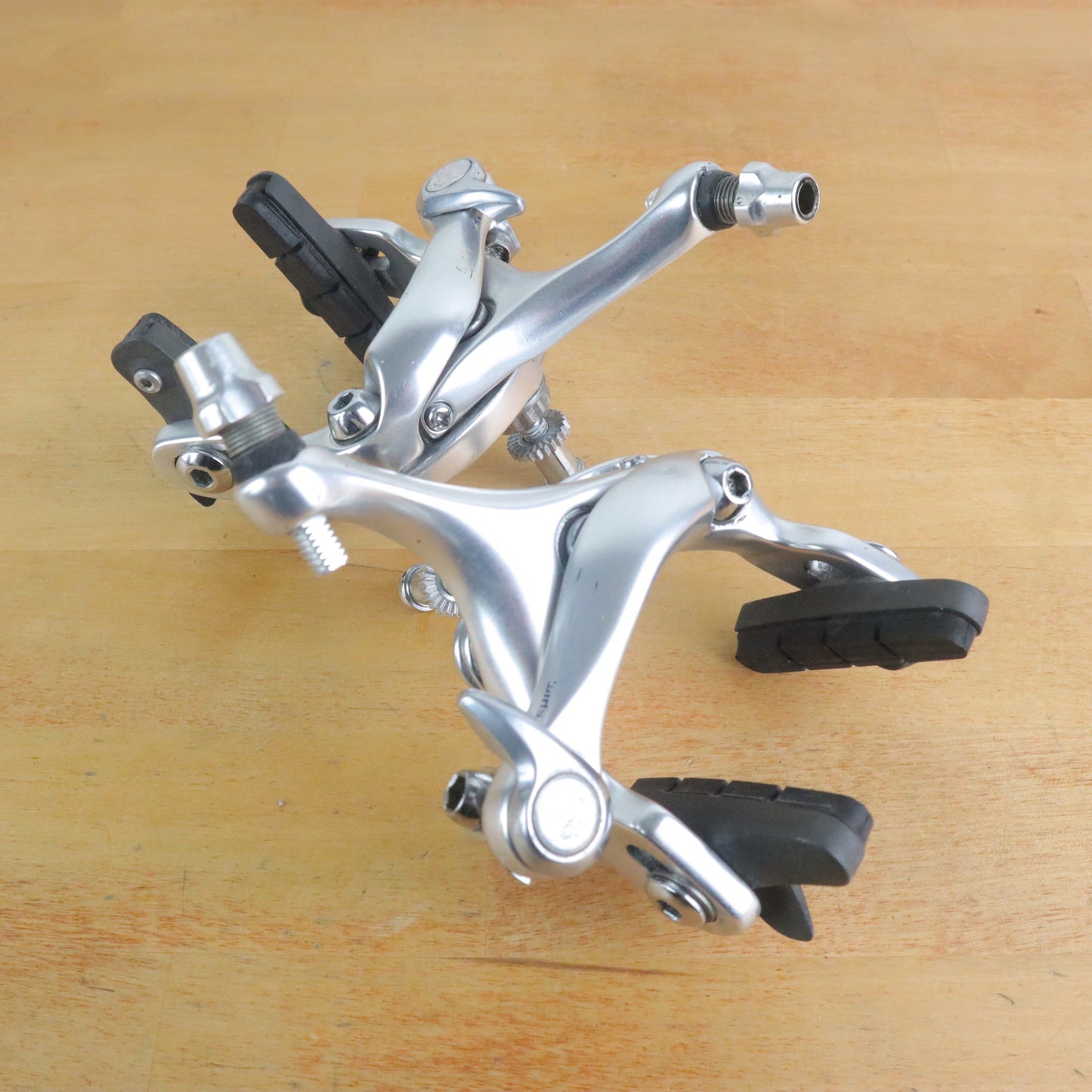 Shimano 105 BR-5500 Rim Brake Road Bike Caliper Brakeset