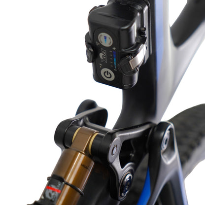 2020 Large Pivot March 4 SL Team XTR Mountain Bike W/ Fox Live Valve