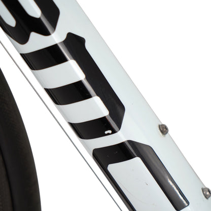 57cm 2017 BMC Teammachine SLR02 Carbon Road Bike