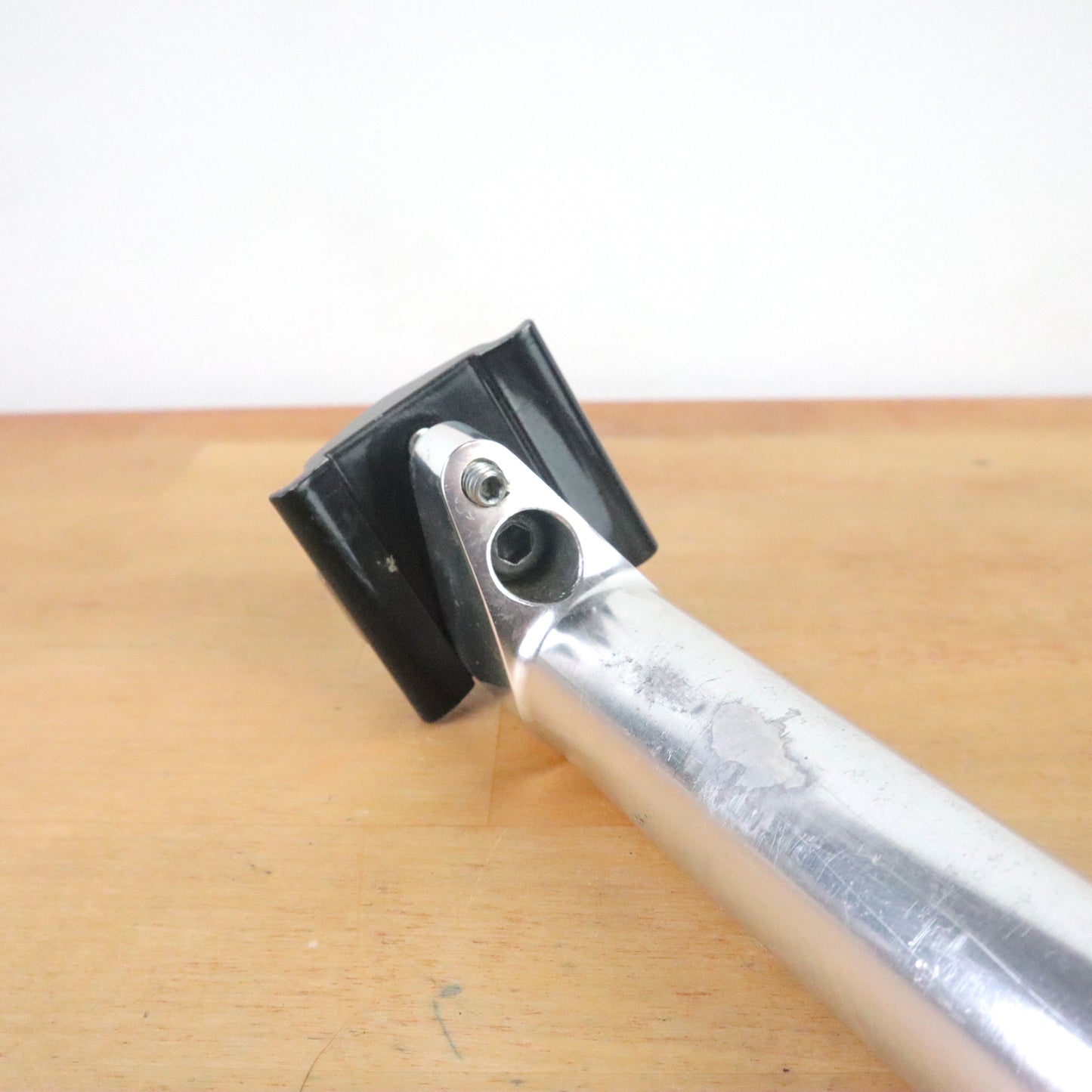 Vintage American Classic 27.2 mm Seatpost 355mm