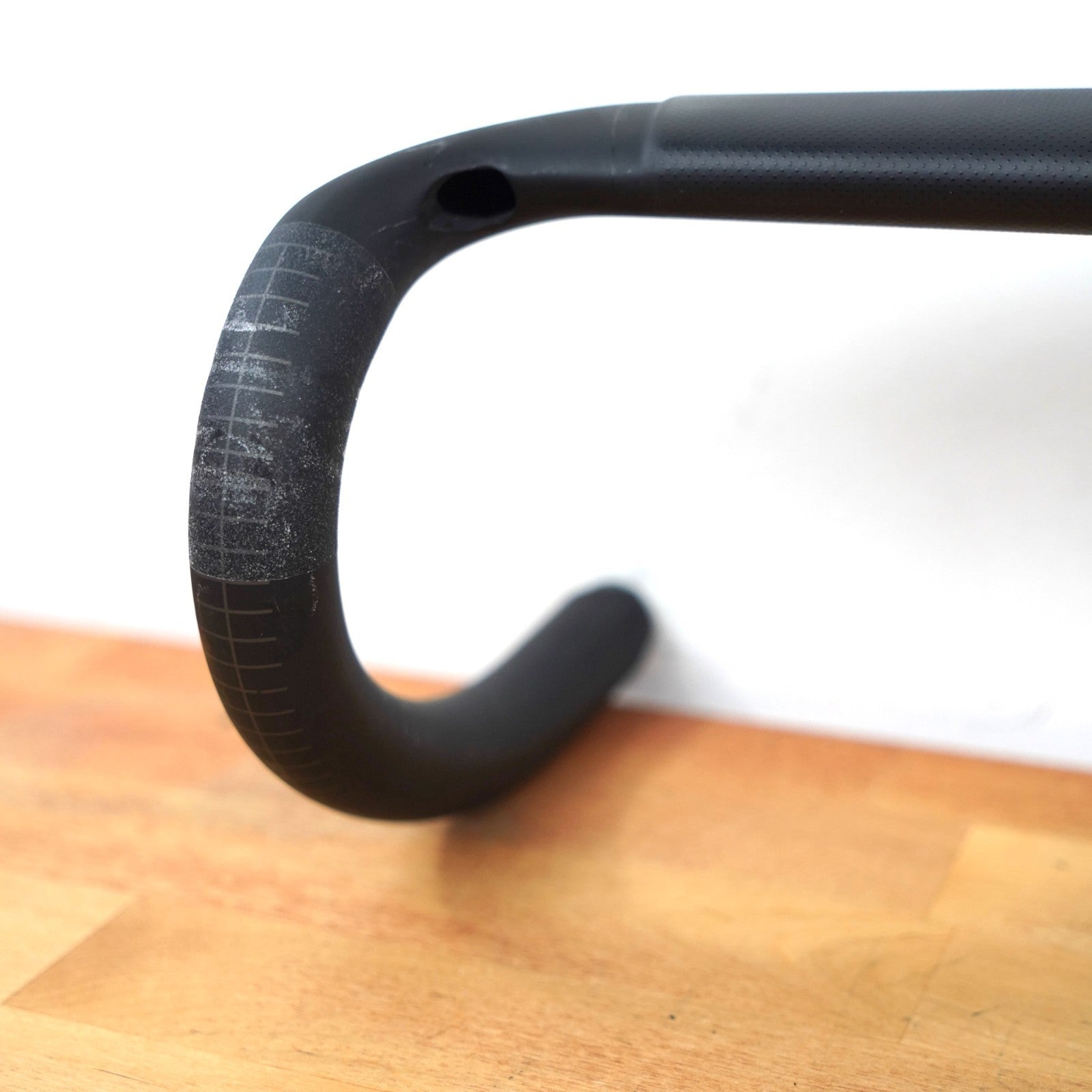 Roval Rapide Handlebar Black Carbon 42cm Width 31.8mm Clamp Road Bike