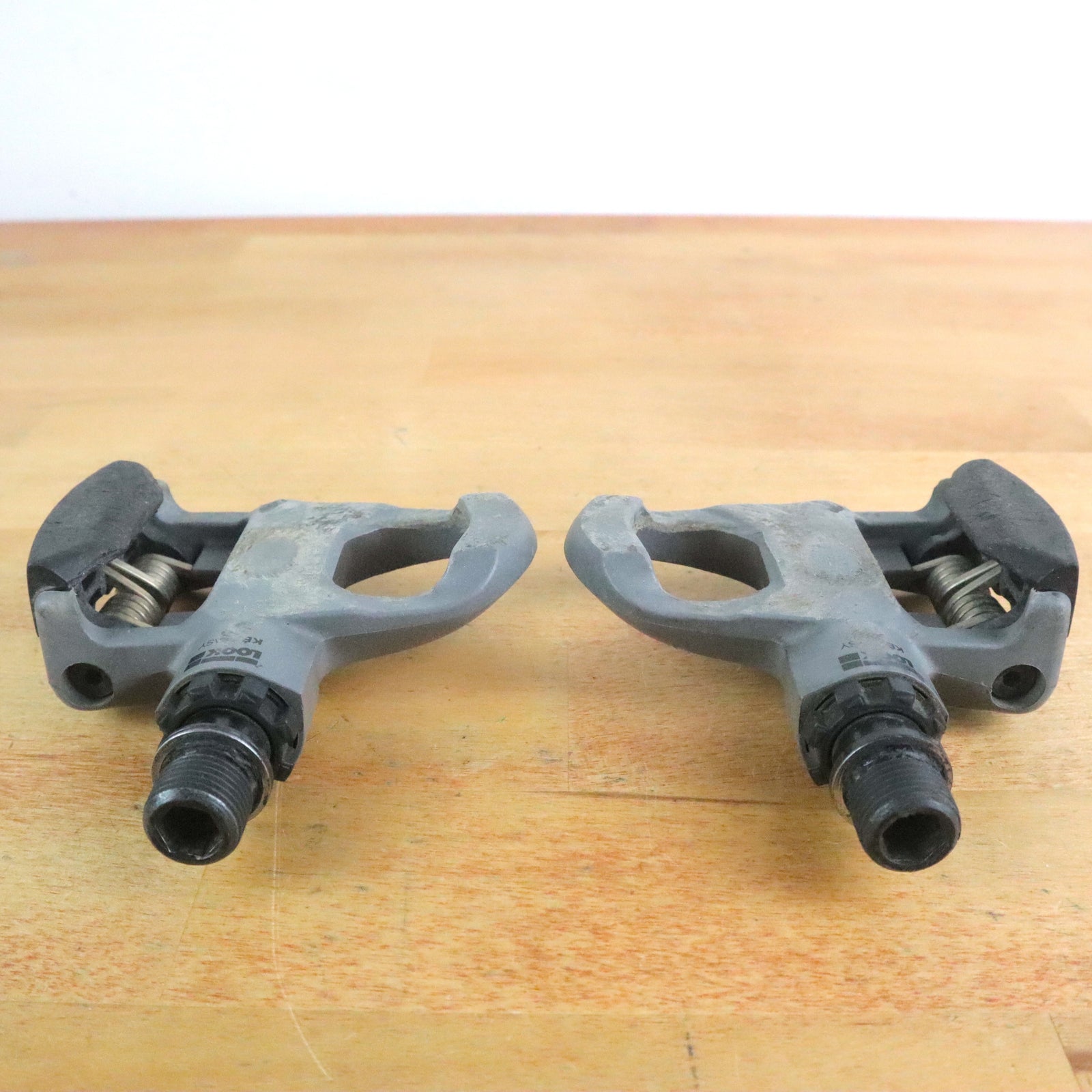 Vintage Look Keo Easy Clipless Pedals Gray Road Bike