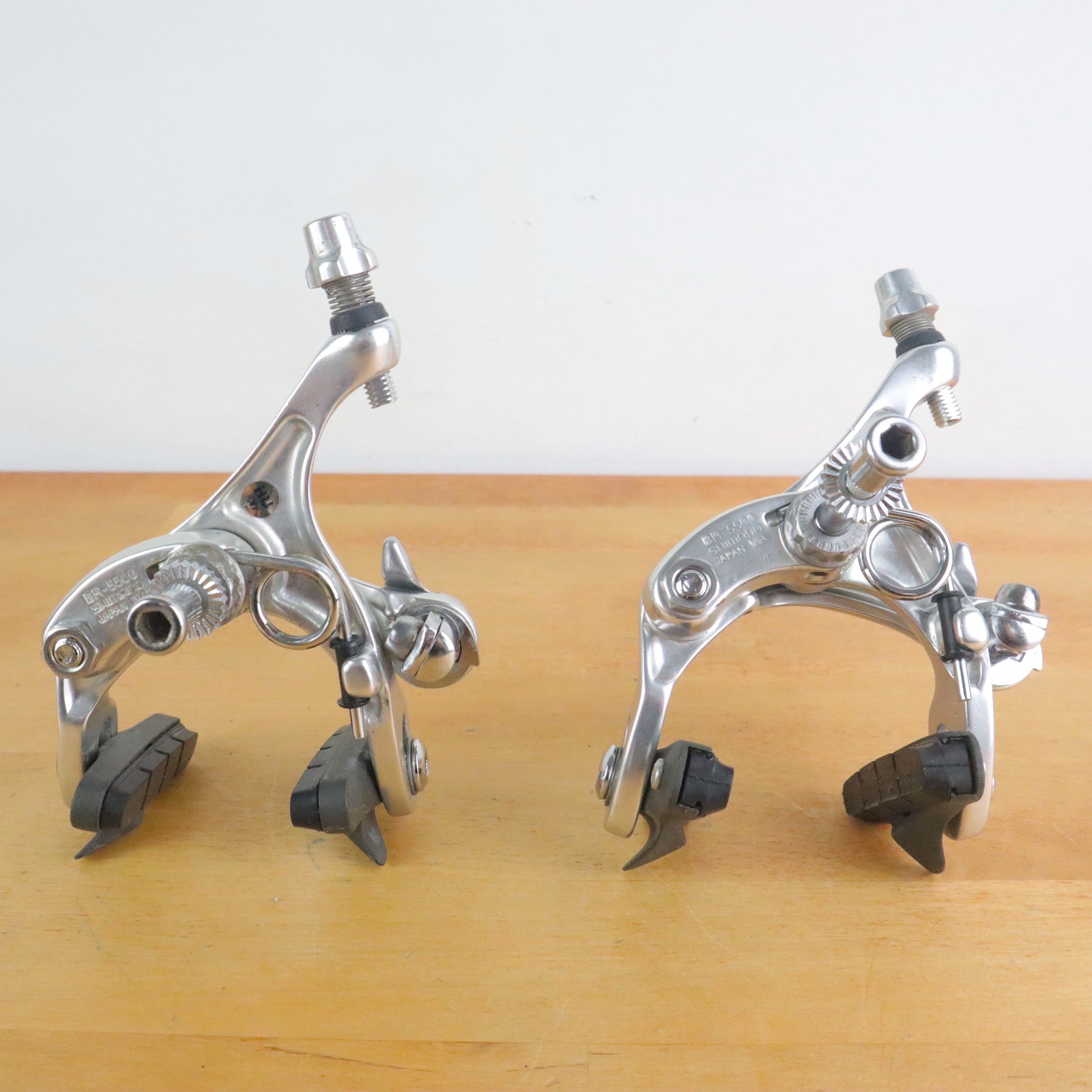 Shimano 105 BR-5500 Rim Brake Road Bike Caliper Brakeset