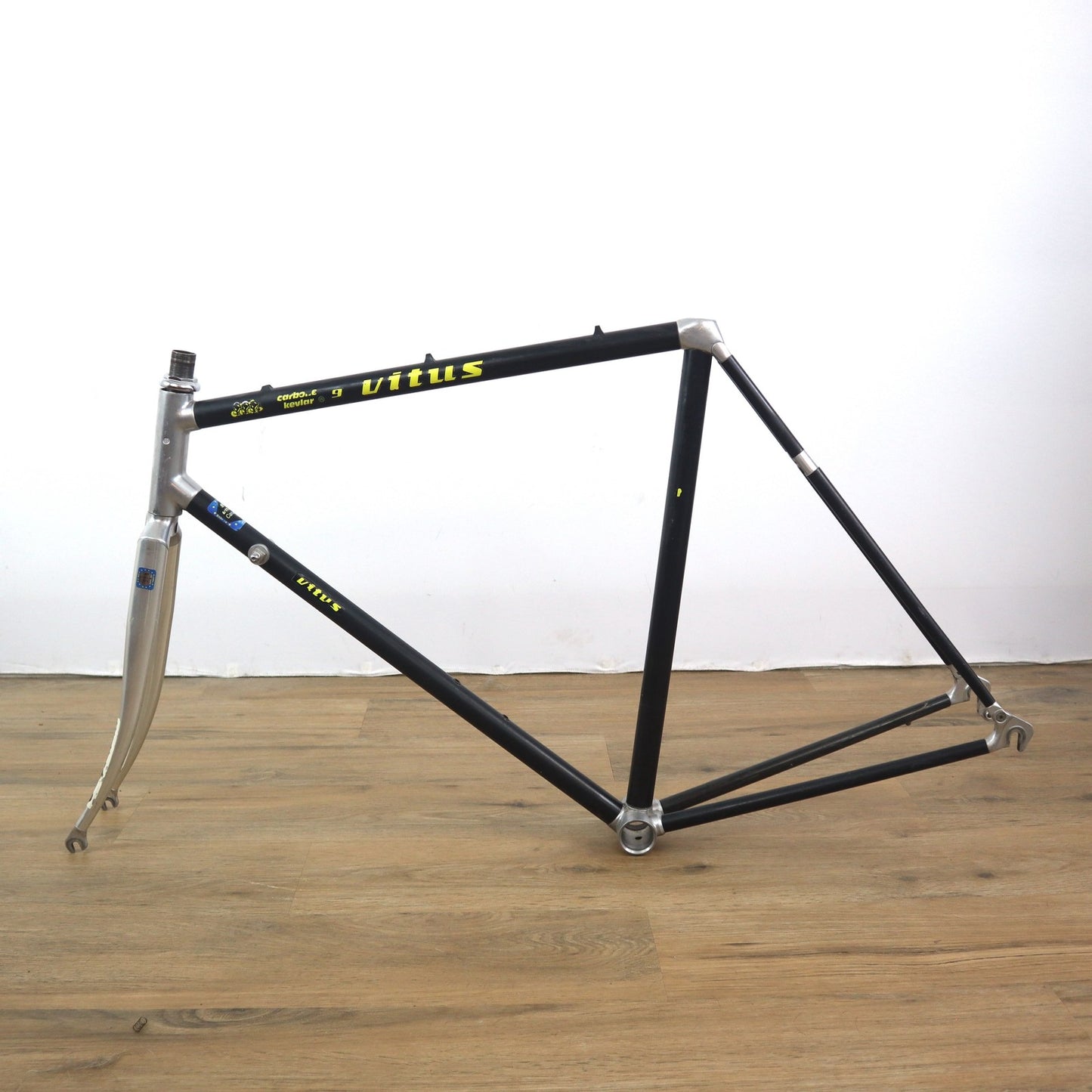 Vintage RARE 54cm Vitus Carbone 9 Frameset W/ Vitus 979 Fork