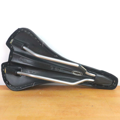 Selle San Marco Isthia Island Saddle 144mm w Carbon Steel Rails Black