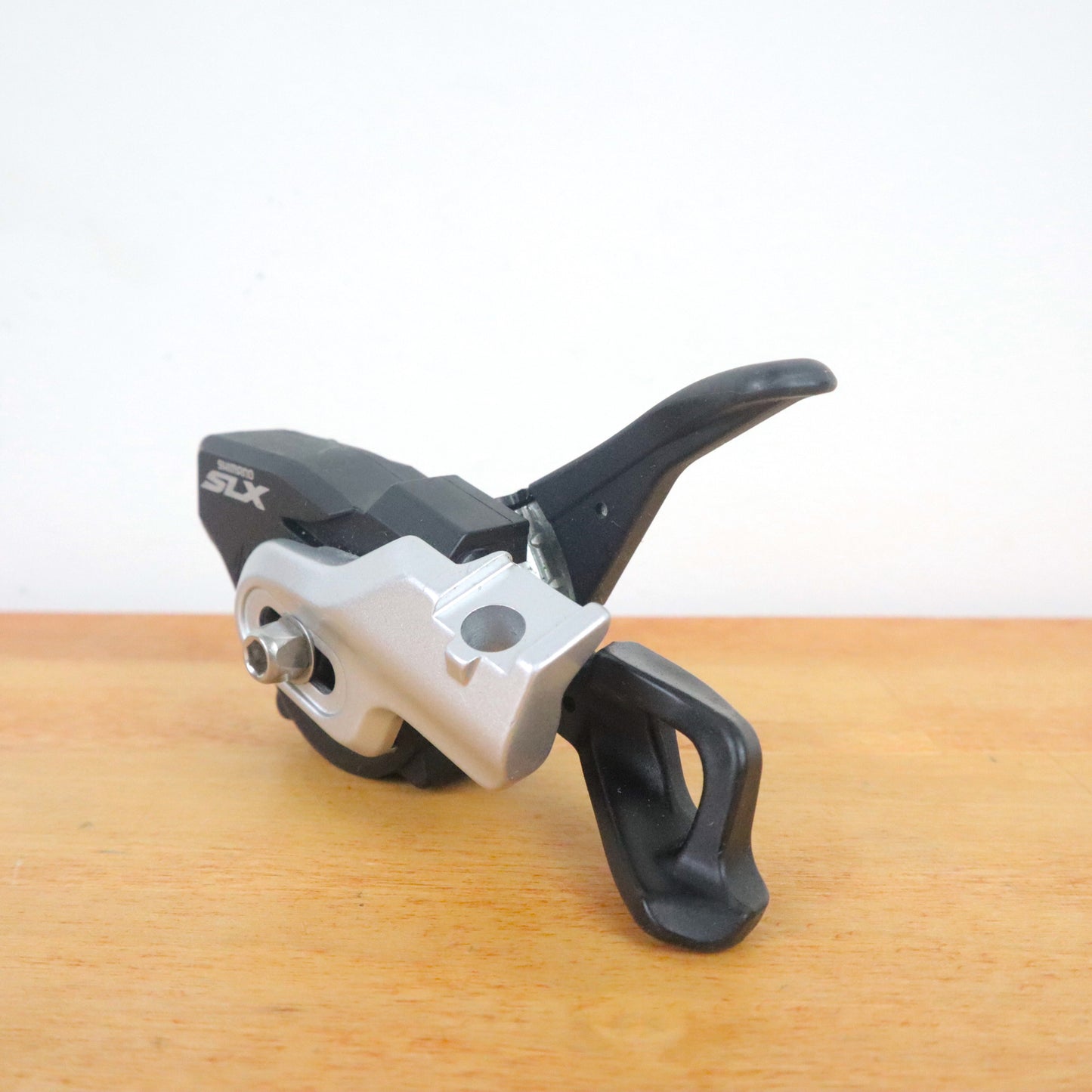 Shimano Deore XT SL-M8100-L 2X Left Trigger Shifter (Missing Barrel Adjuster)