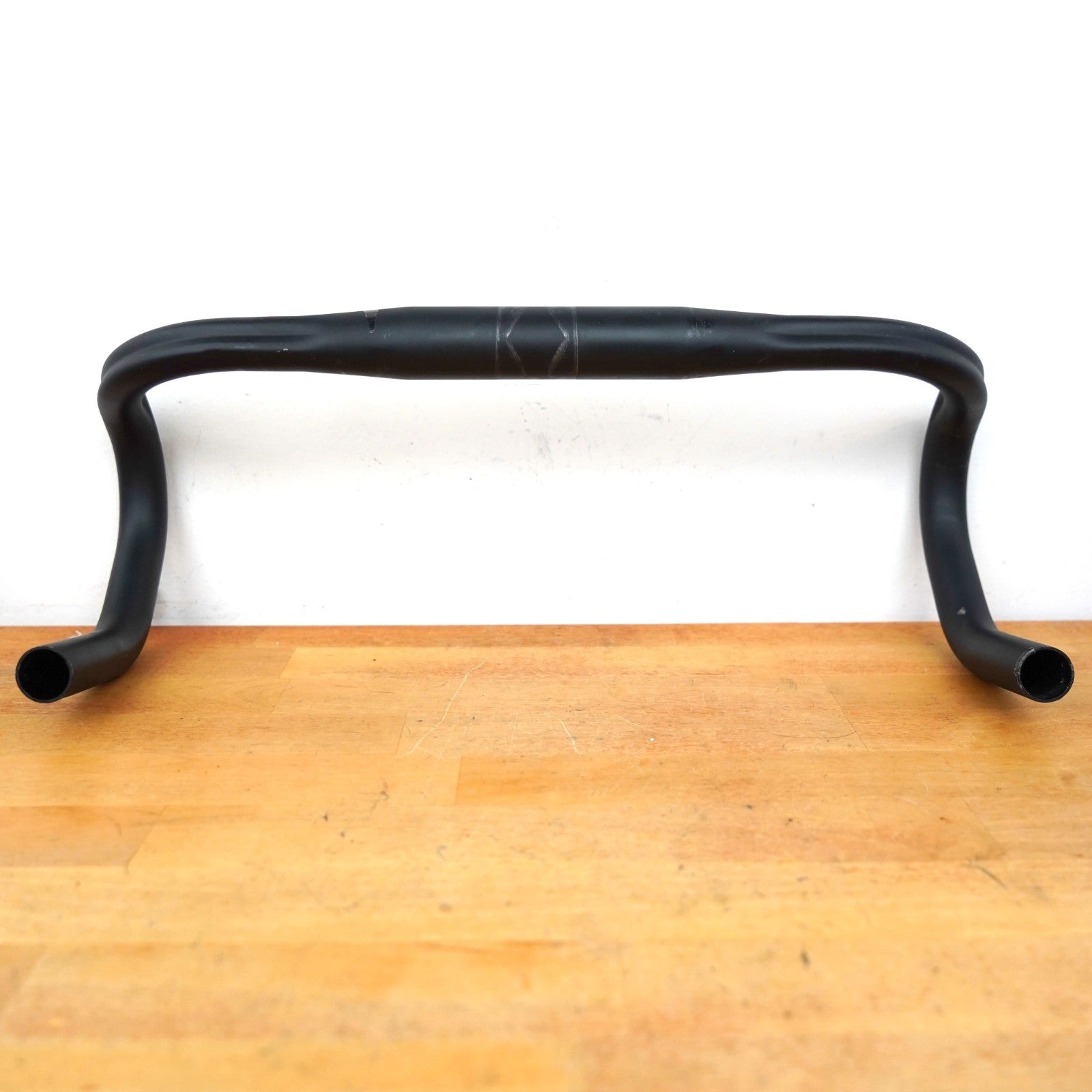 Deda Elementi Magic Handlebar Black 41cm Wide 31.7mm Diameter Road Bike