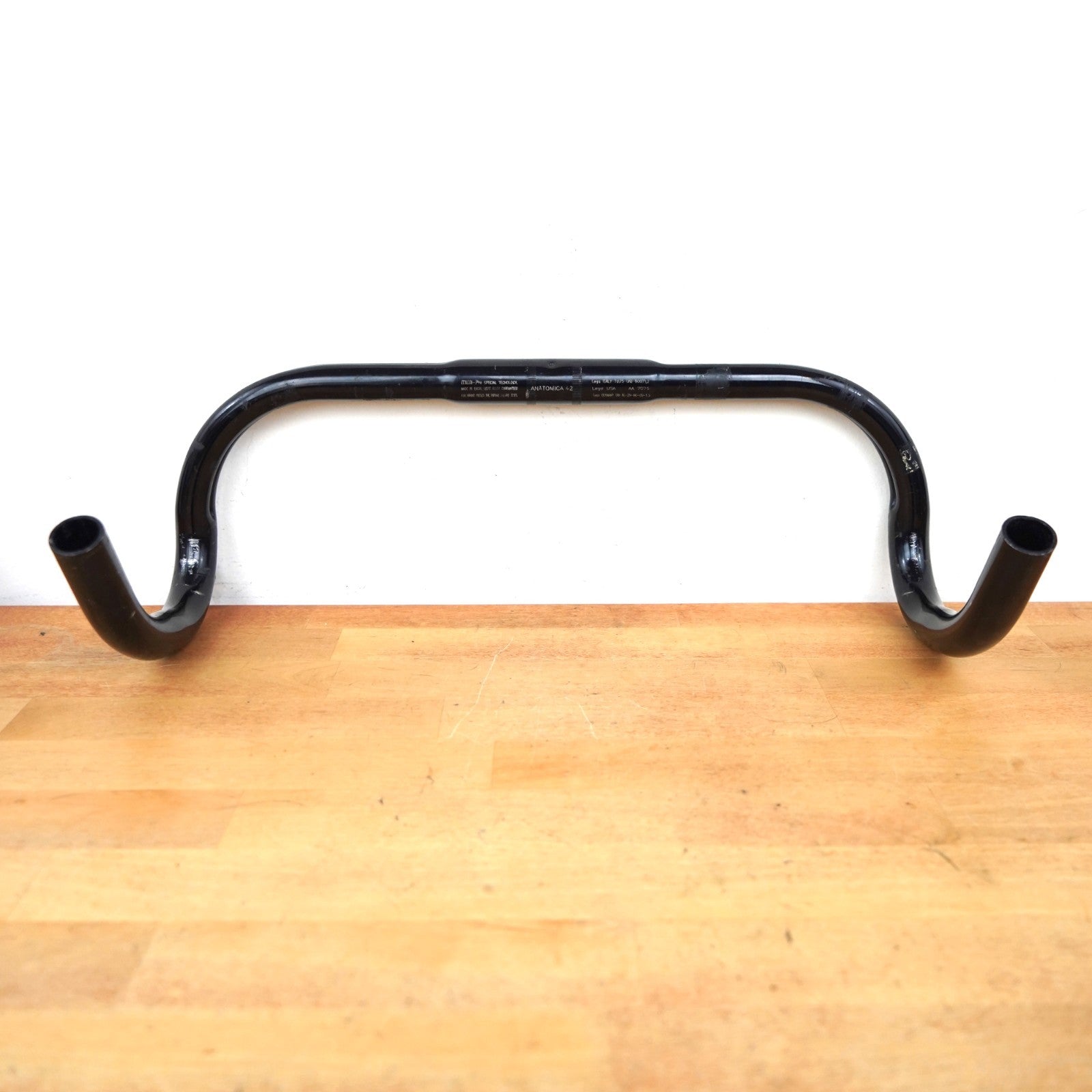 ITM Super Italia Pro-2 Hi-Tech Handlebar 41cm Wide 26mm Diameter Road Cycling