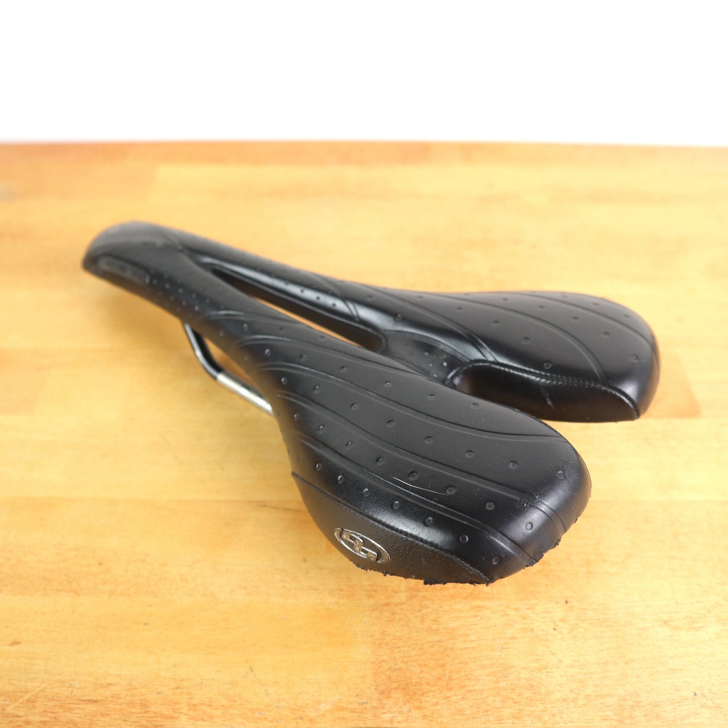 Specialized Alias Saddle Road Bike Seat Titanium and Carbon Fiber 143 mm wide