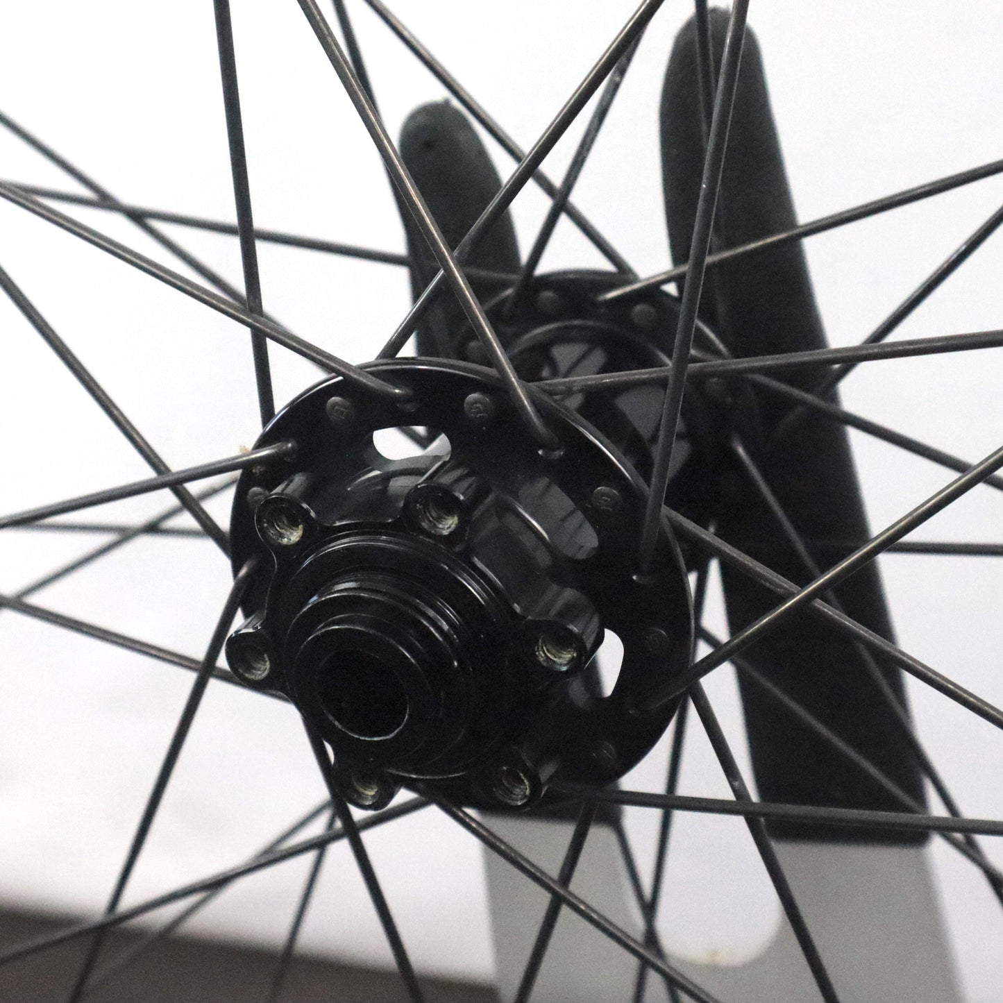 Clydesdale 100mm Front Disc Hub Laced to 32h 700c Rim
