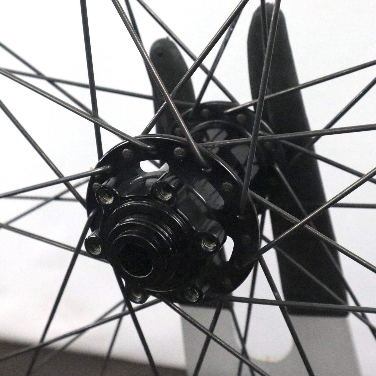 Clydesdale 100mm Front Disc Hub Laced to 32h 700c Rim