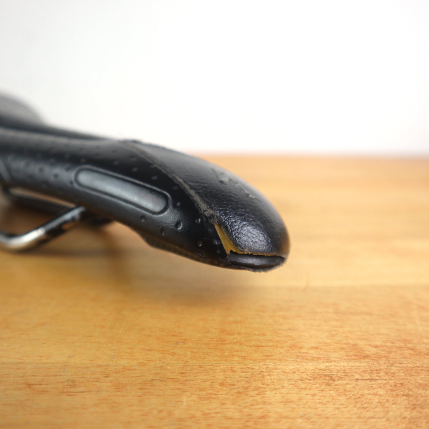 Specialized Alias Saddle Road Bike Seat Titanium and Carbon Fiber 143 mm wide