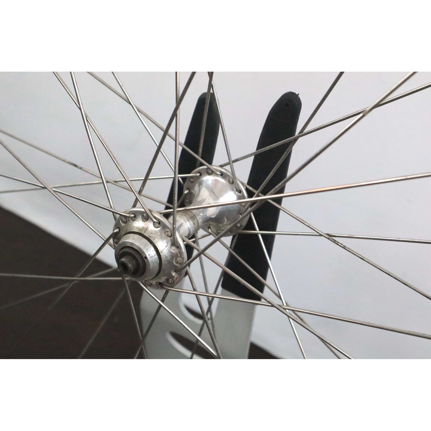 Campagnolo Brevetti Internazionali Front Hub On Mavic Gel 280 Rim