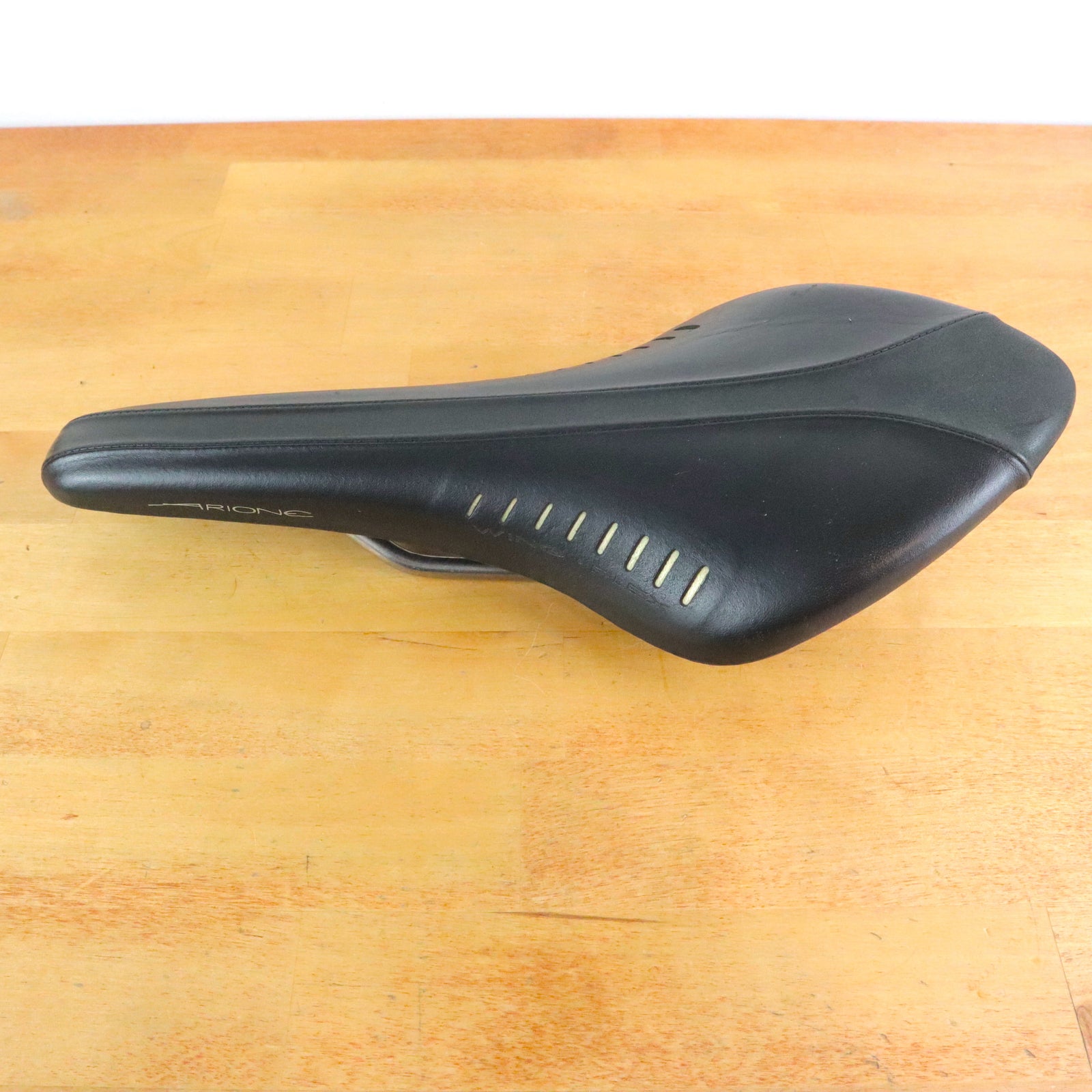 Fizik Arione 130mm Wide Titanium Rail Saddle