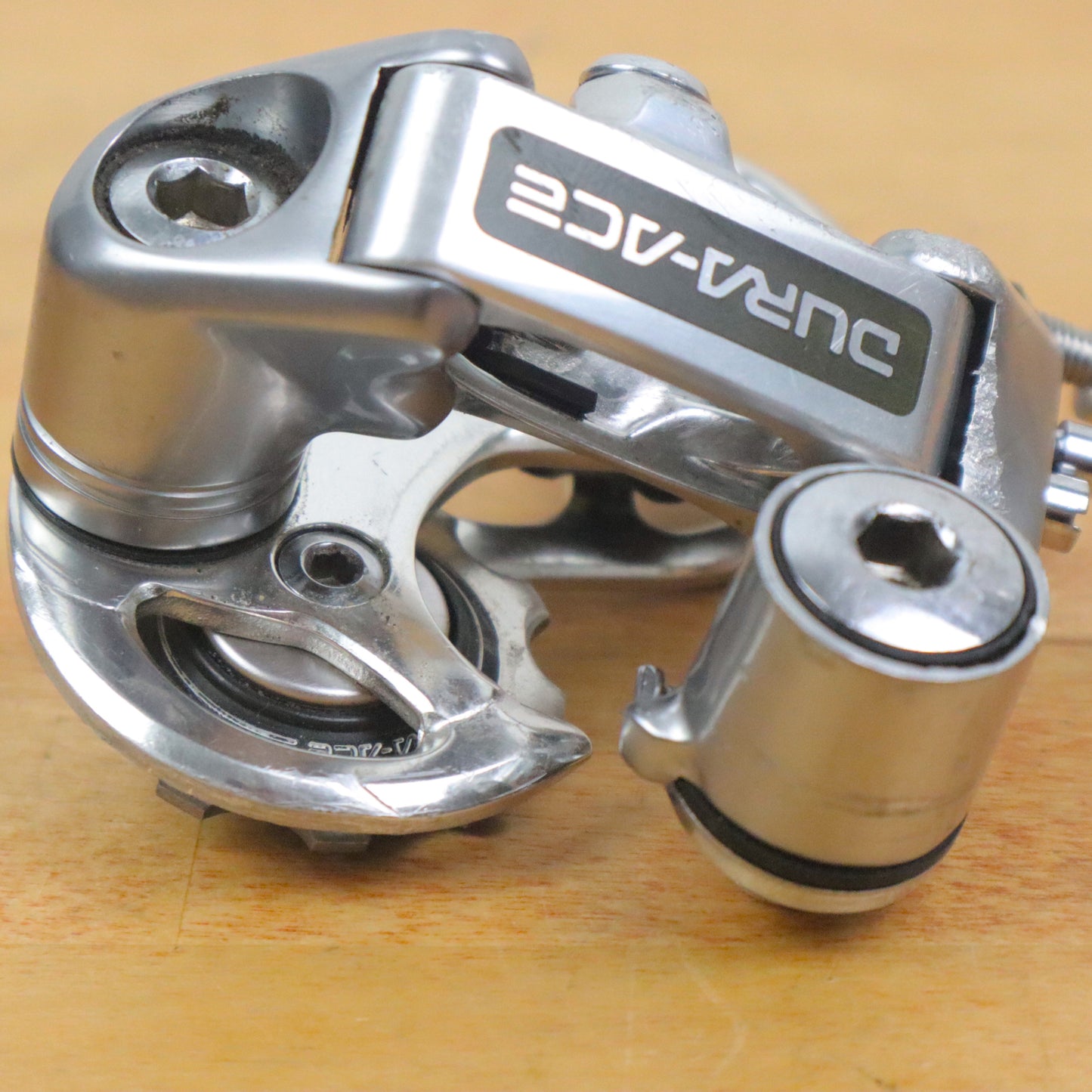 Shimano Dura-Ace RD-7400 Short Cage Mechanical Rear Derailleur