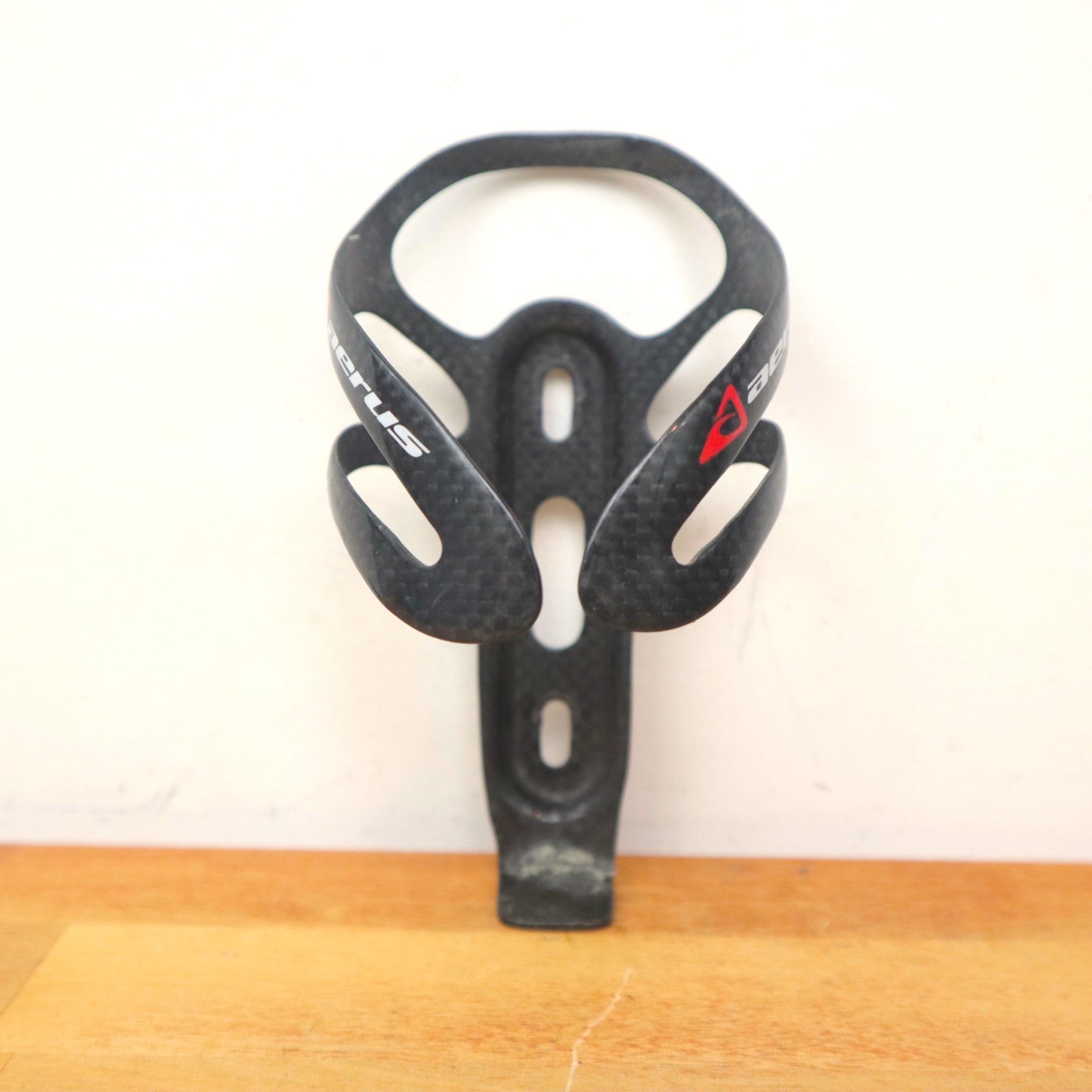 Aerus Carbon Water Bottle Cage Black Road Bike Component