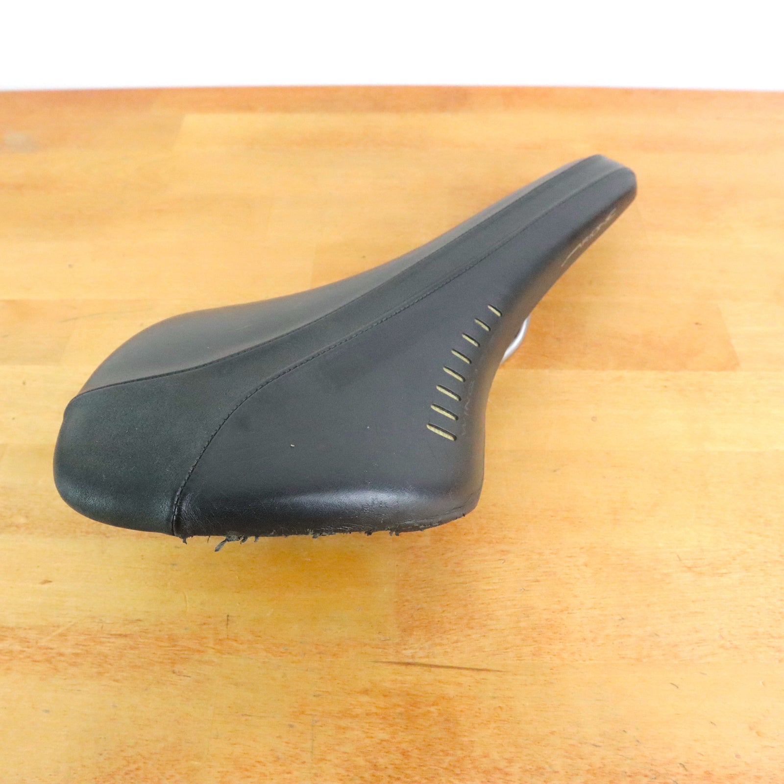 Fizik Arione 130mm Wide Titanium Rail Saddle