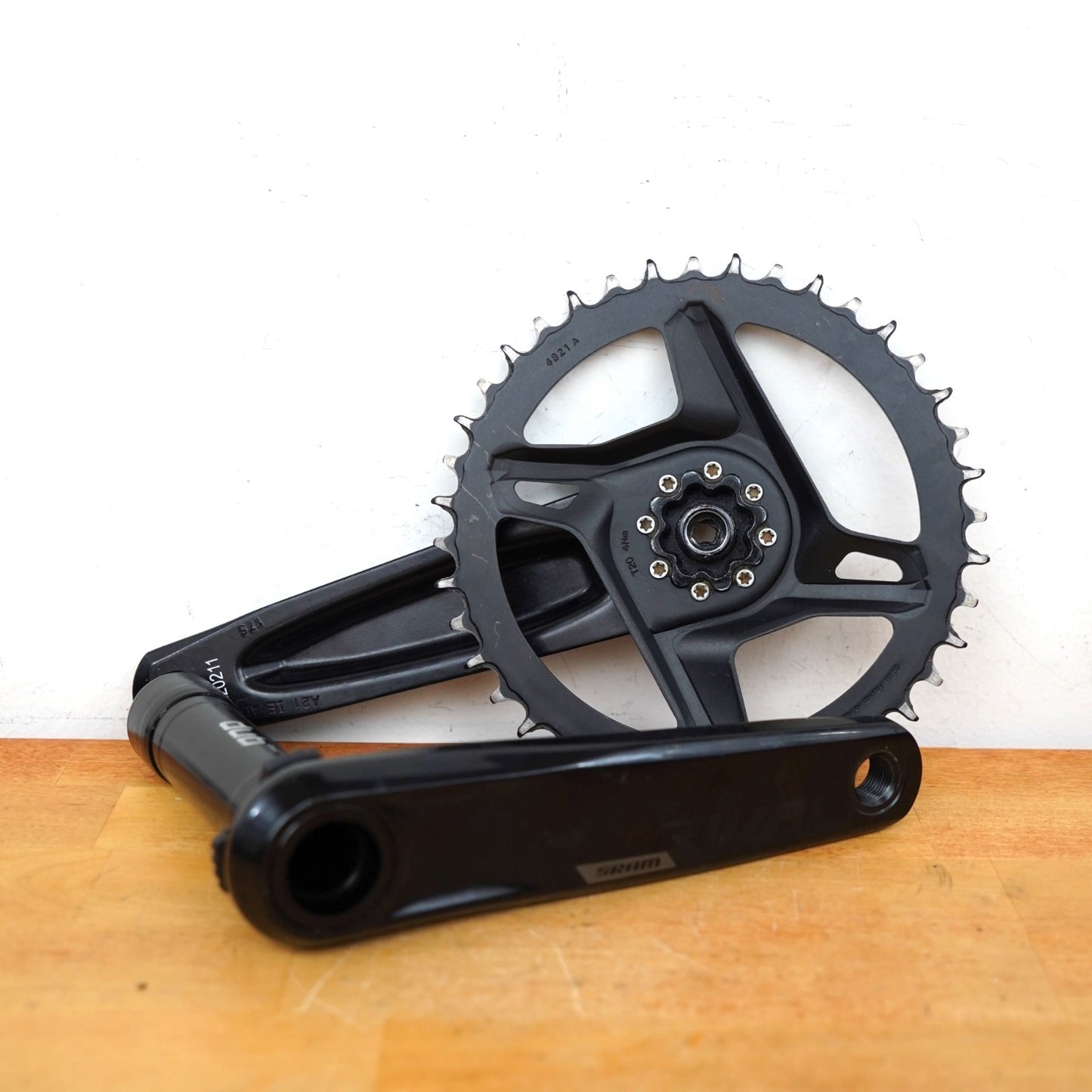 SRAM Rival DUB Crankset 40T 175mm Length Narrow-Wide FlatTop/Eagle Chain