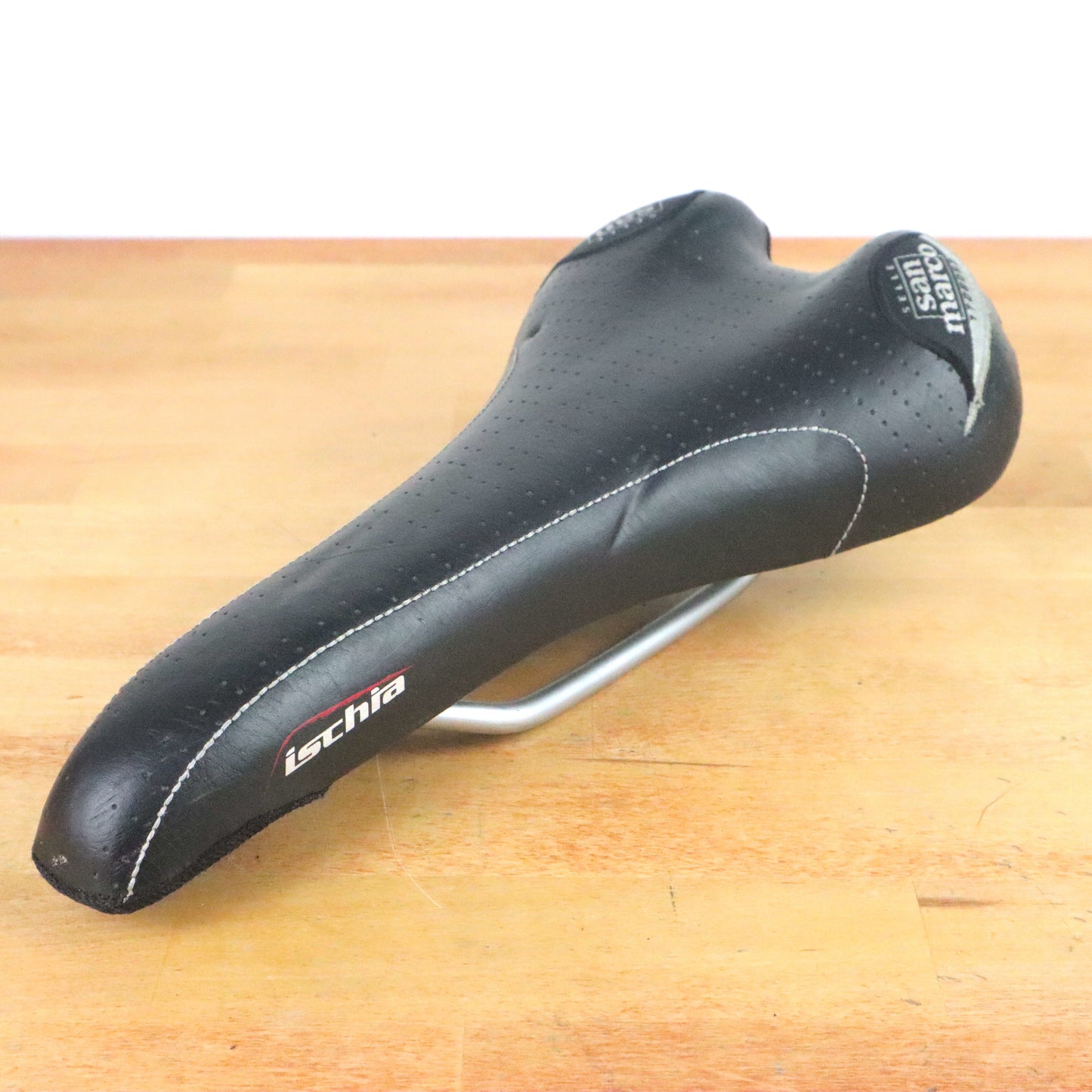 Selle San Marco Isthia Island Saddle 144mm w Carbon Steel Rails Black