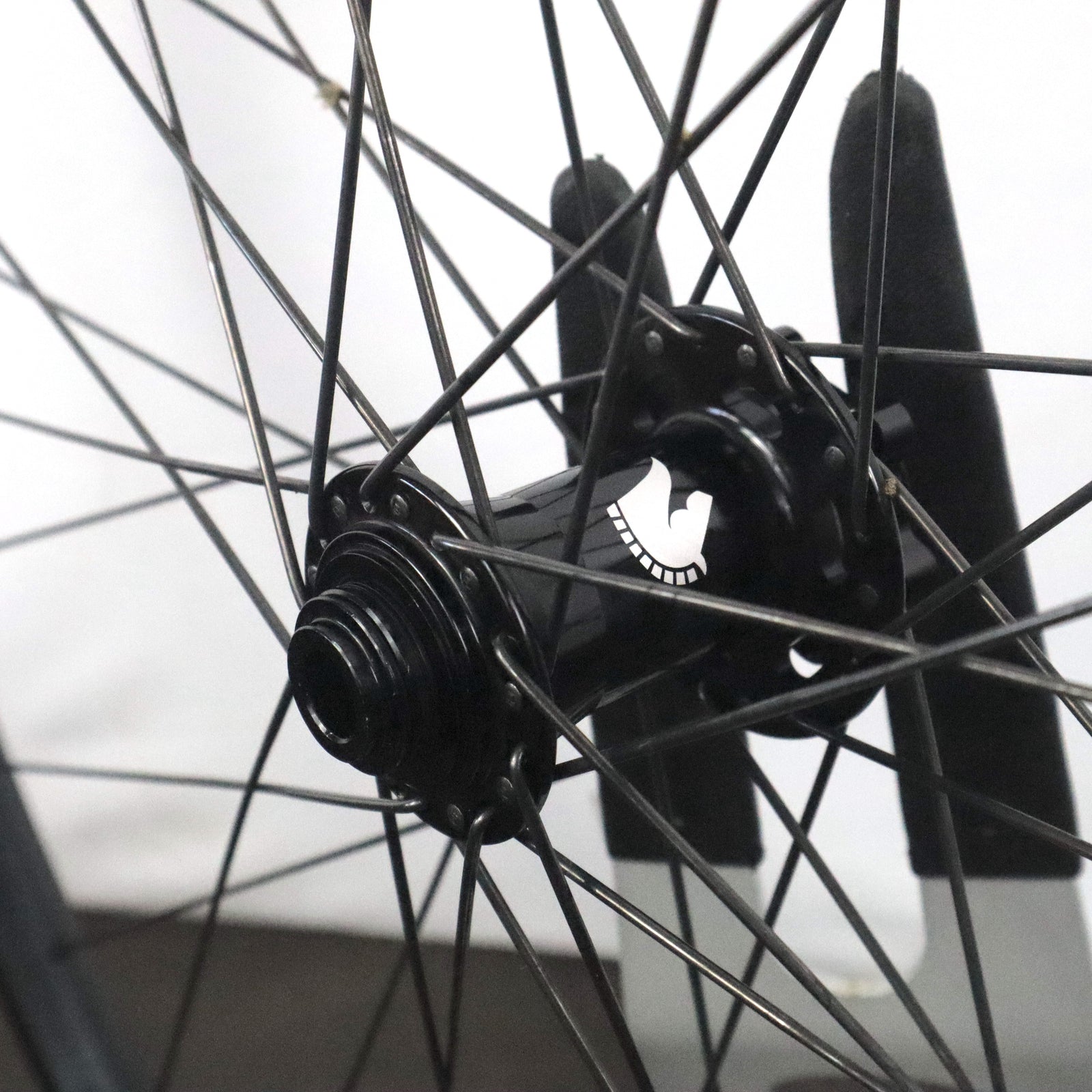 Clydesdale 100mm Front Disc Hub Laced to 32h 700c Rim