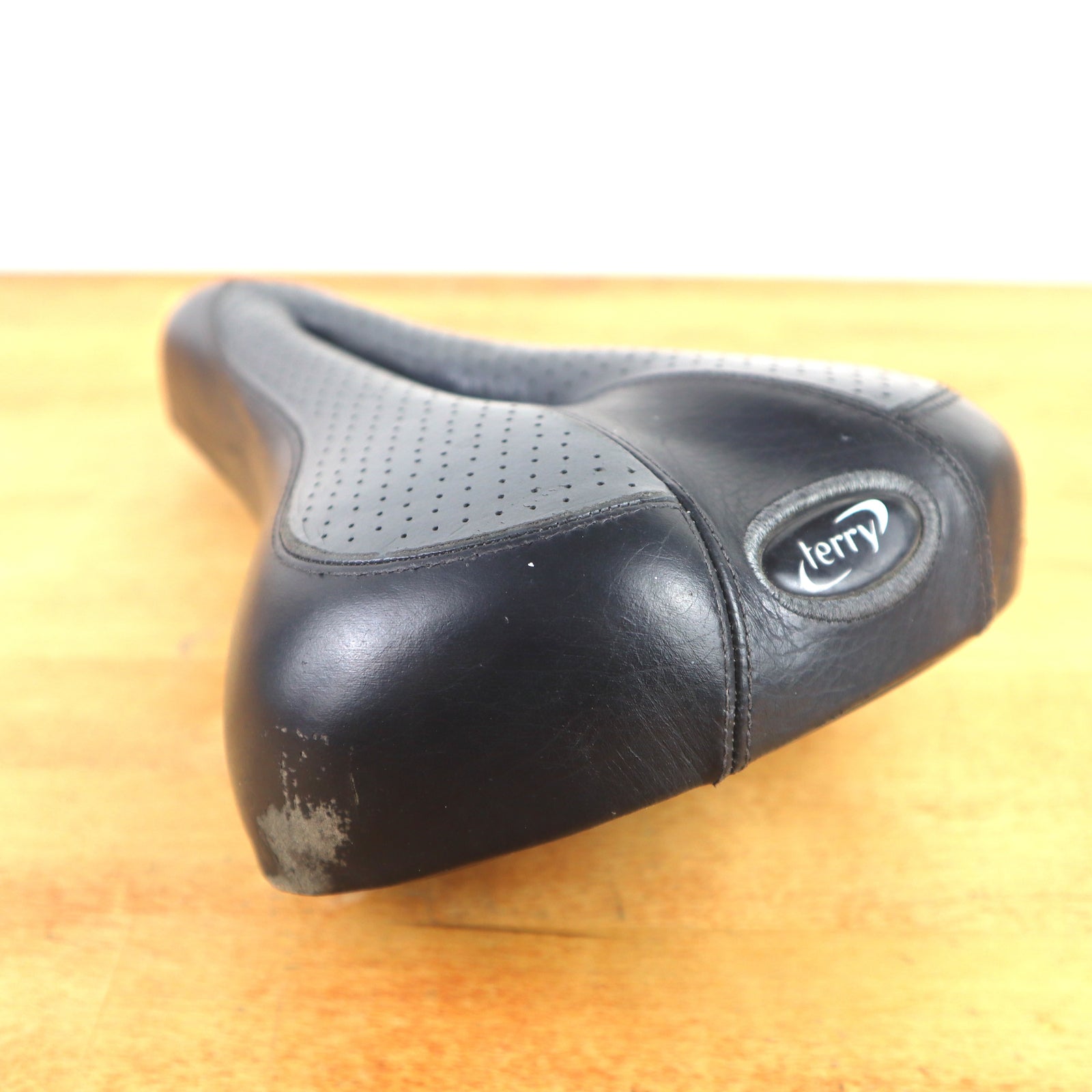 Terry Comfort Saddle 165mm 410g Made in Italy Black