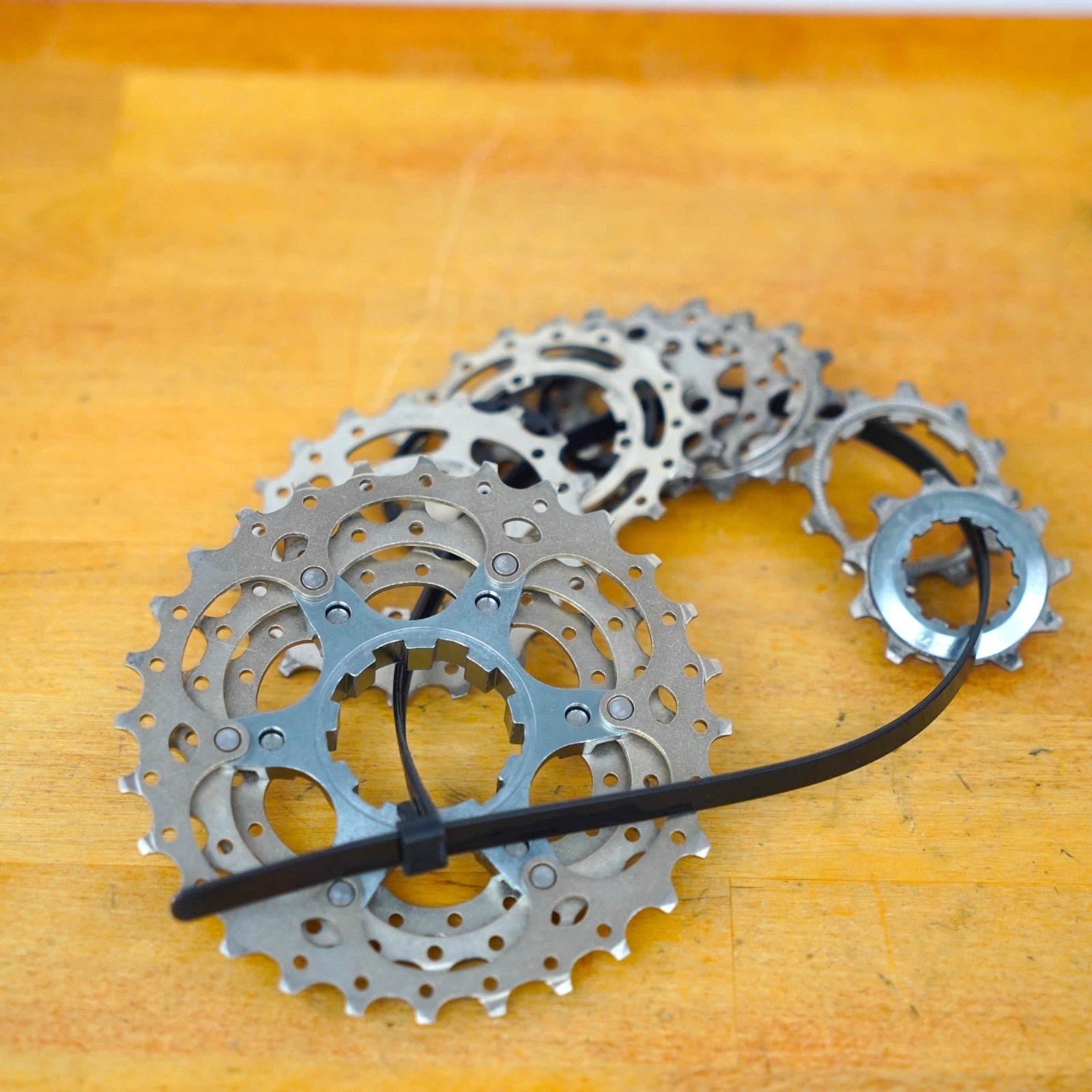 Shimano Ultegra CS-6700 Cassette Silver 10-Speed 11-28T for Road Bikes