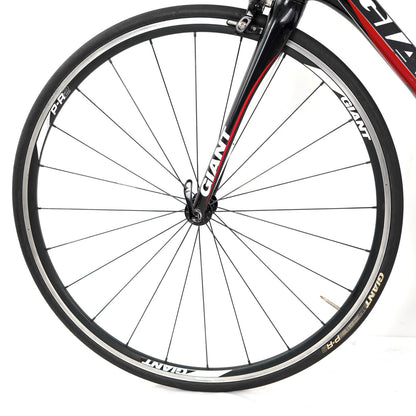 2012 Giant Defy 2 Carbon Rim Brake Road Bike - Medium