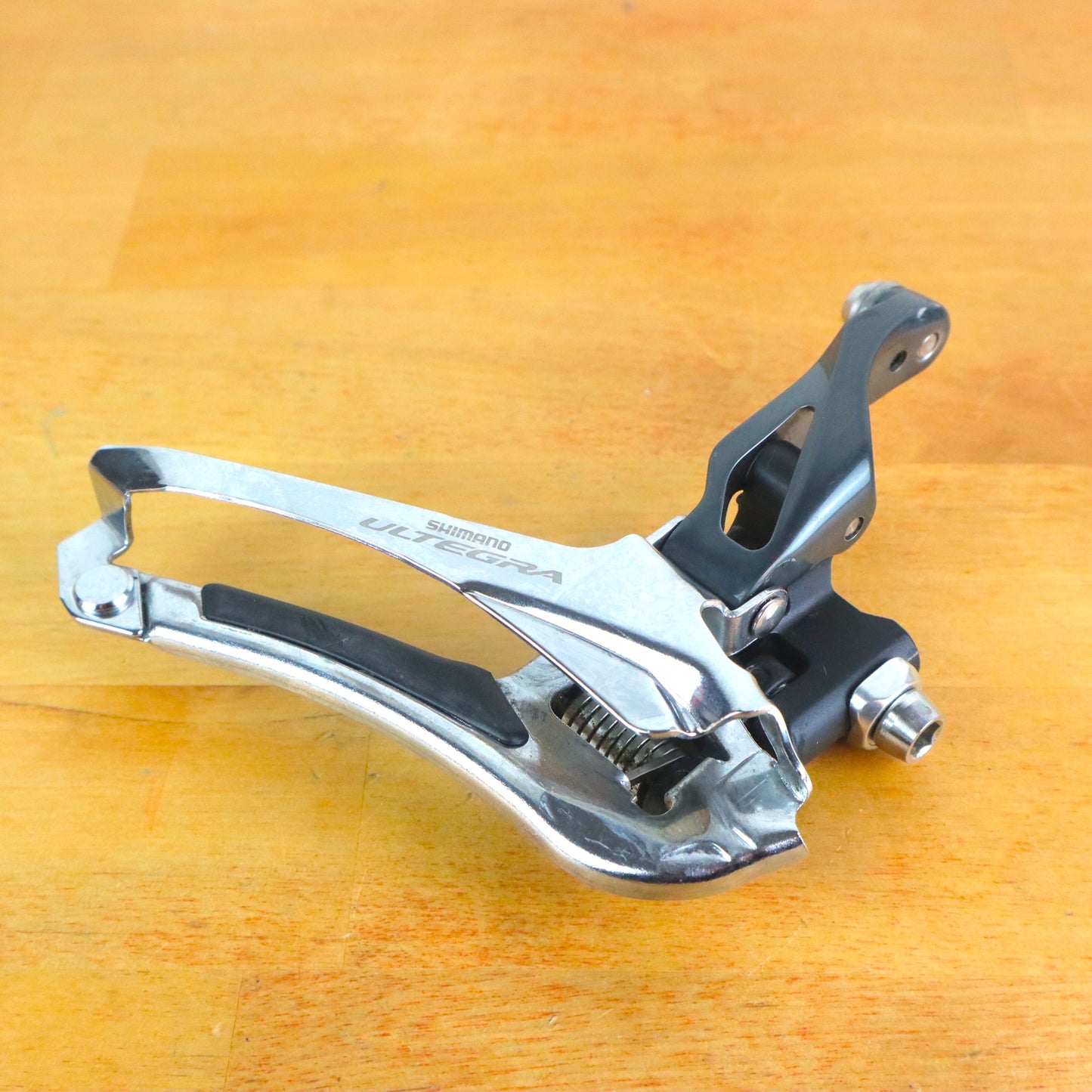 Shimano Ultegra FD-6800 2x11 Braze-on Front Derailleur