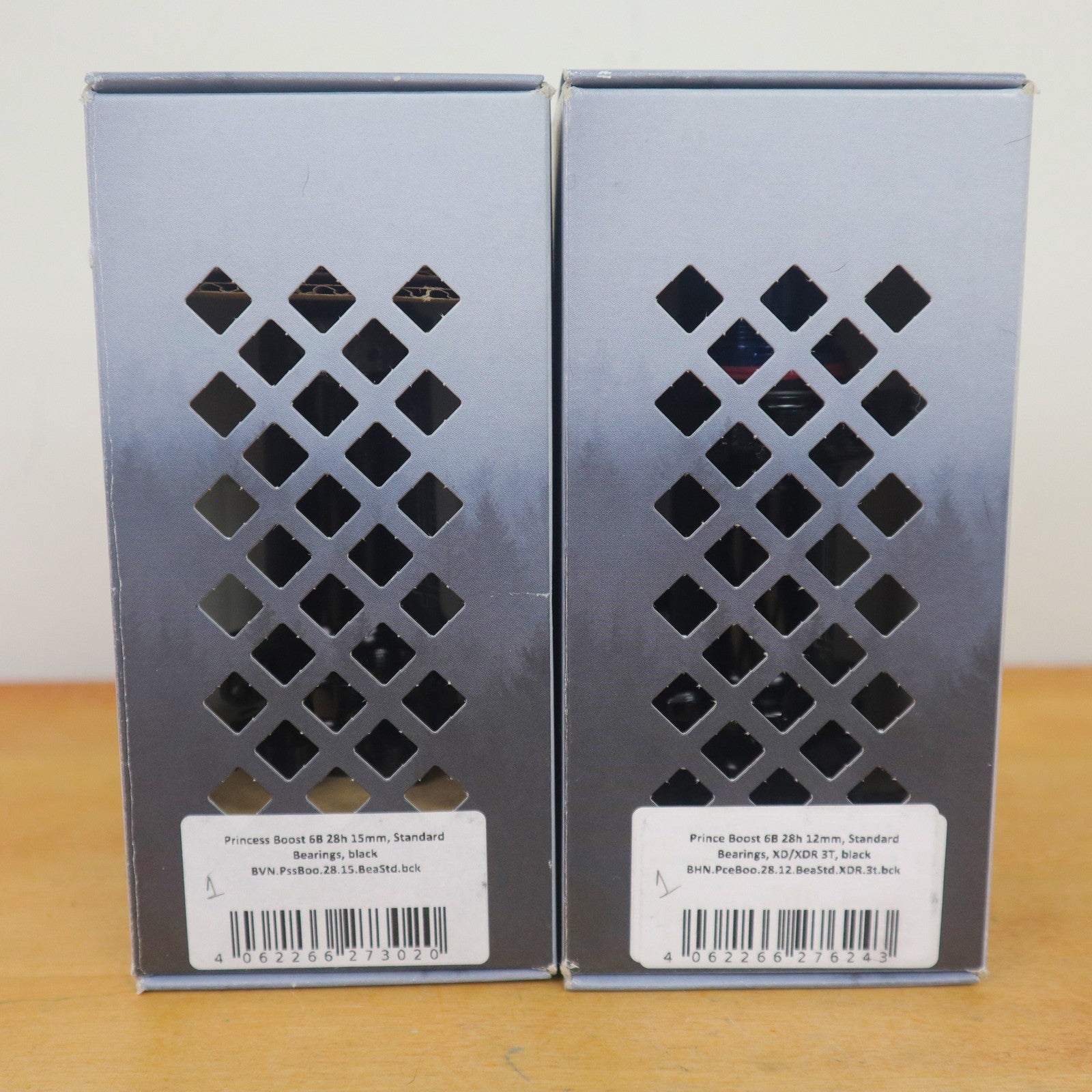 Tune Prince/Princess 6 Bolt BLK Boost Spacing 28h/28h XD/XDR Hubset