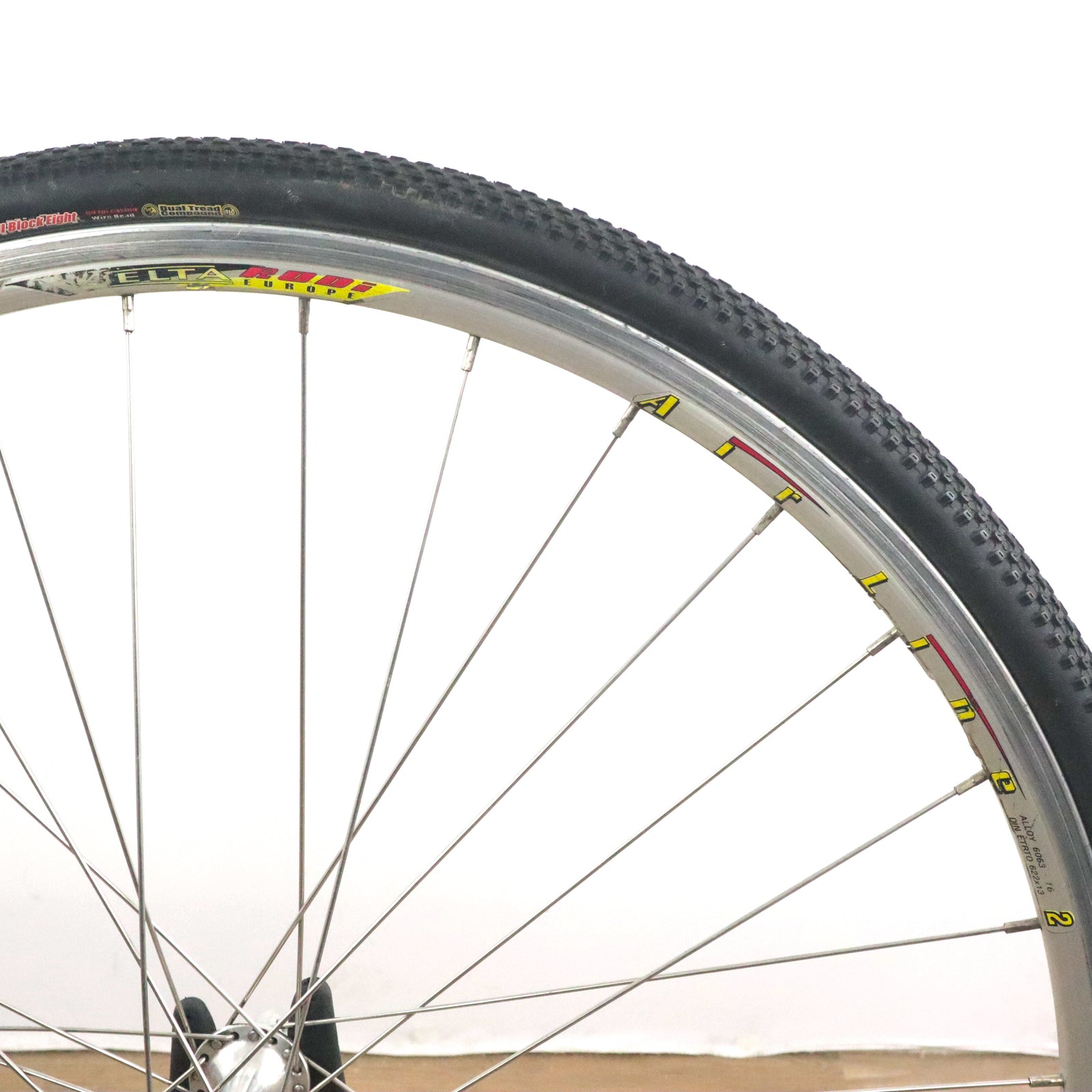 Vuelta Airline 2 Rim Brake Road Bike Front Wheel W/ Shimano RSX Hub & Extras