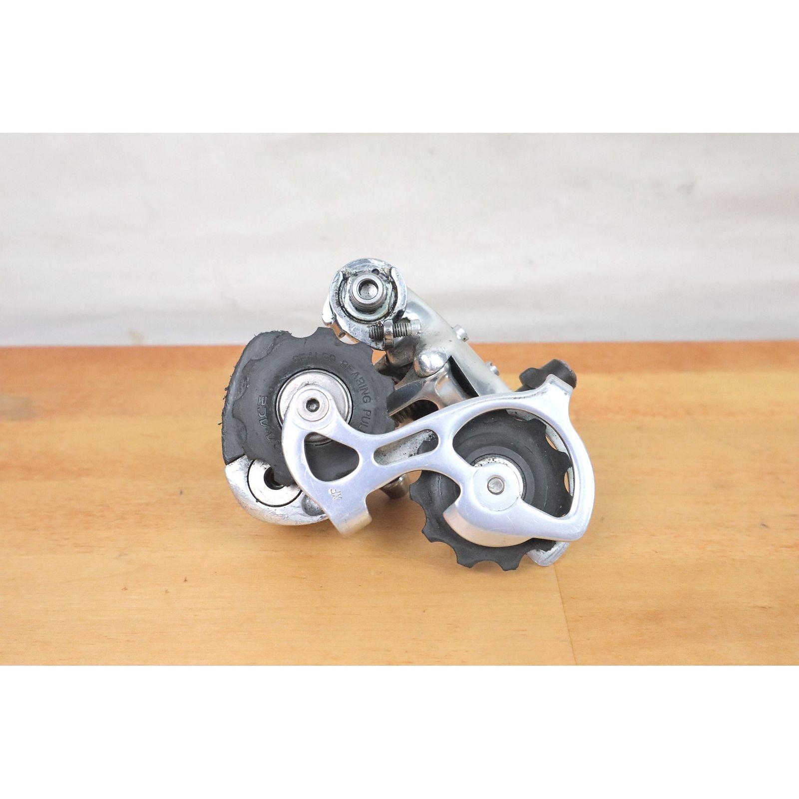 Shimano Dura-Ace RD-7700 Short Cage 9 Speed Rear Derailleur