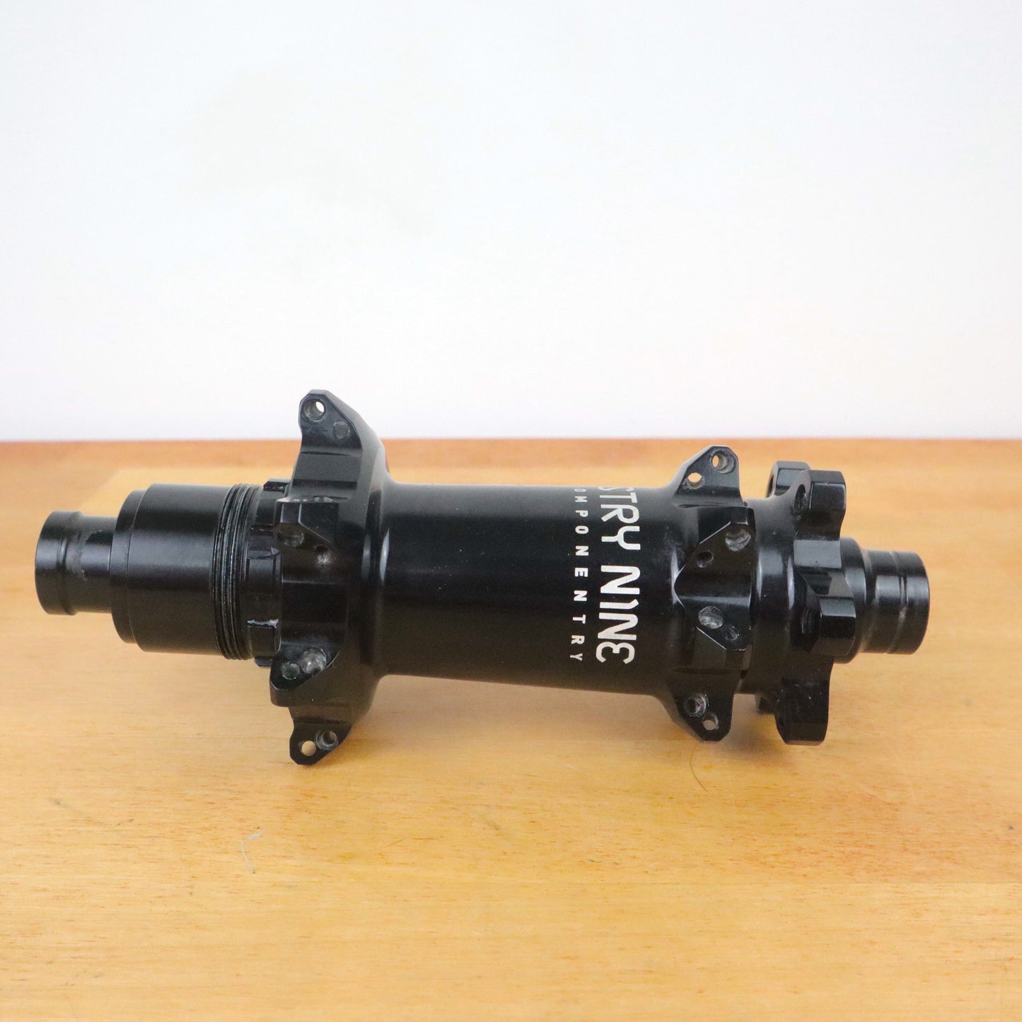 Industry Nine Hydra System Straight-Pull 12x157mm Super Boost 28H Rear Hub Black