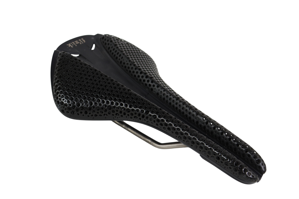 Fi'zi:k Versus Evo Adaptive 149mm 3D-Printed Road Bike Saddle W/ Kium Rails