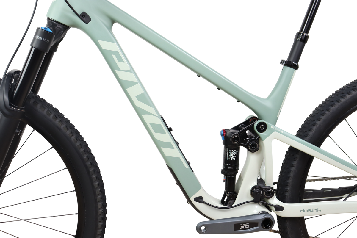 Pivot Trailcat SL GX AXS Mountain Bike - 2025, Large