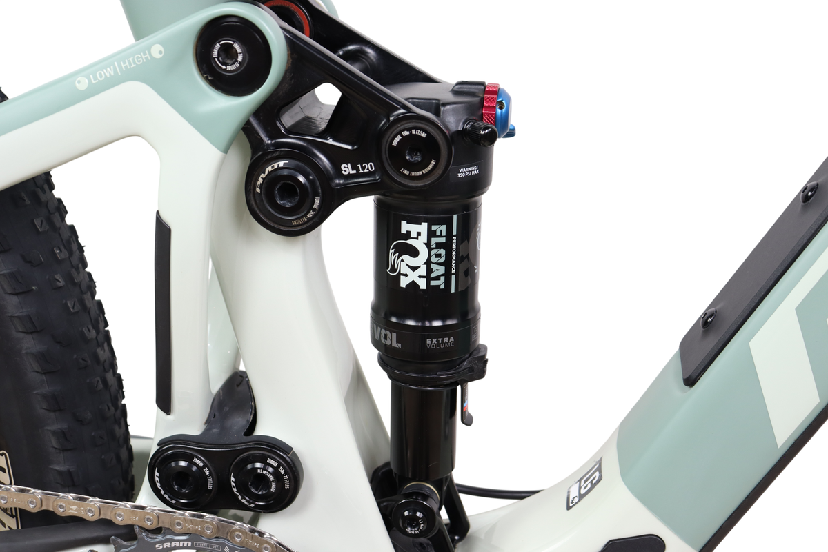 Pivot Trailcat SL GX AXS Mountain Bike - 2025, Large