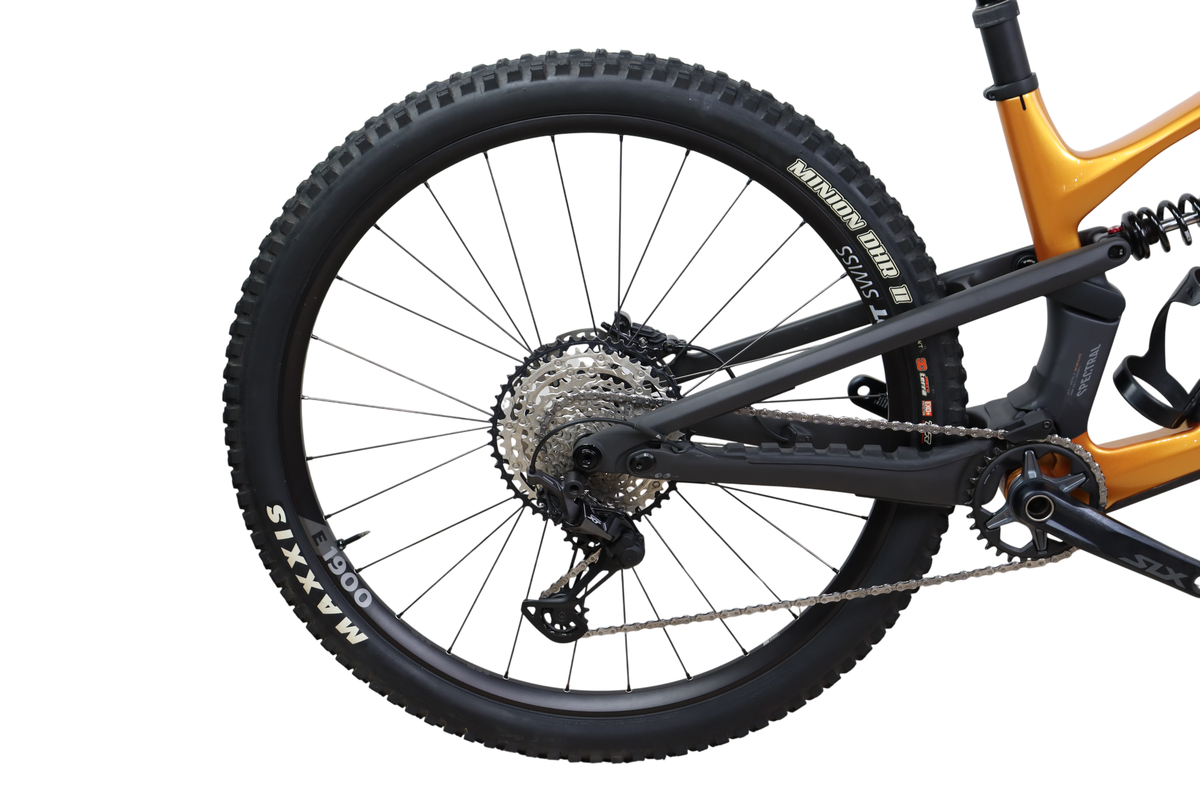 2024 Canyon Spectral CF 8 CLLCTV 29" Full Suspension Mountain Bike - Small