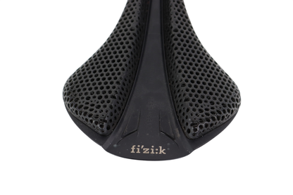 Fi'zi:k Versus Evo Adaptive 149mm 3D-Printed Road Bike Saddle W/ Kium Rails