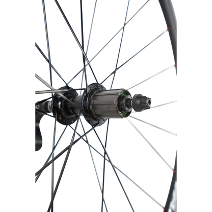 Oval Concepts 327 700c Rim Brake Aluminum Clincher Road Wheelset