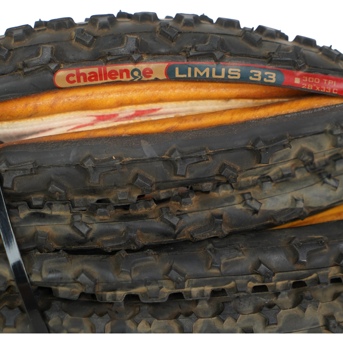 Challenge Limus 33 World Champ 28"x33c 300TPI Tubular CX Tire