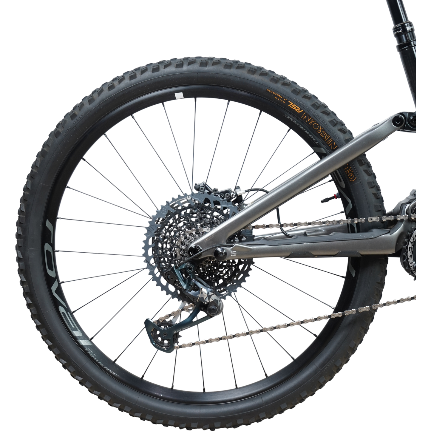 2022 Specialized Turbo Levo 3 Expert Carbon 29" Full Suspension E-MTB - S1
