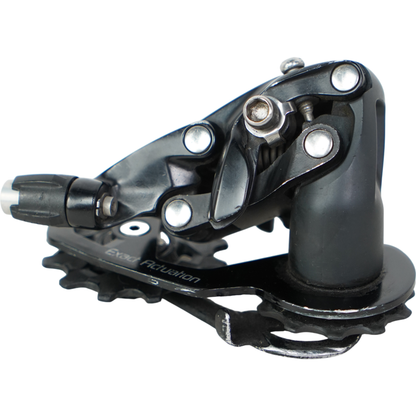 SRAM Rival Short Cage 10 Speed Mechanical Rear Derailleur - Cracked Jockey Wheel