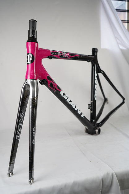 52cm Giant TCR Composite T-Mobile 700c Carbon Rim Brake Road Frameset