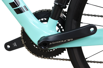 2022 Bianchi Oltre XR3 DI2 Carbon Disc Brake Carbon Road Bike - 53cm