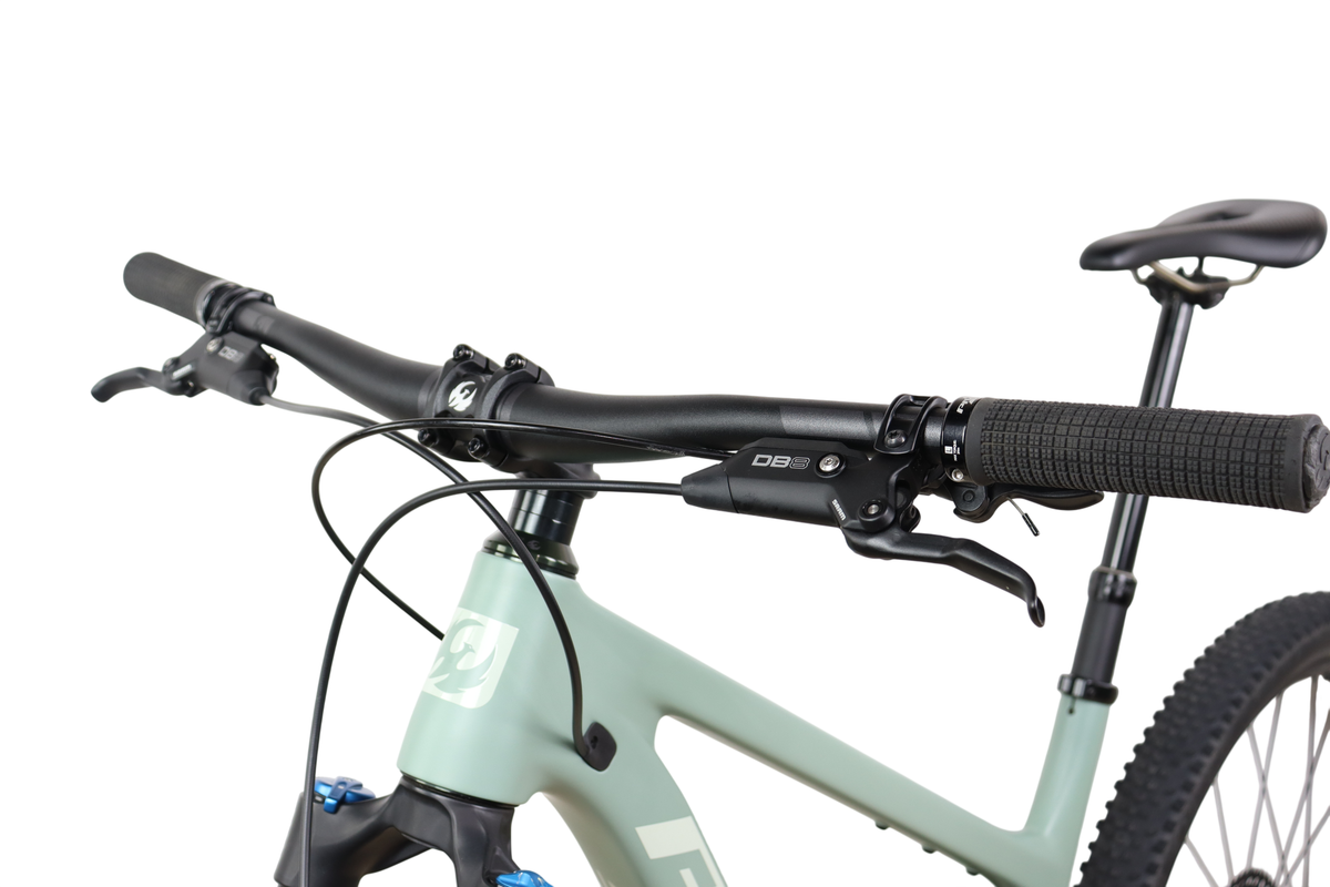 Pivot Trailcat SL GX AXS Mountain Bike - 2025, Large
