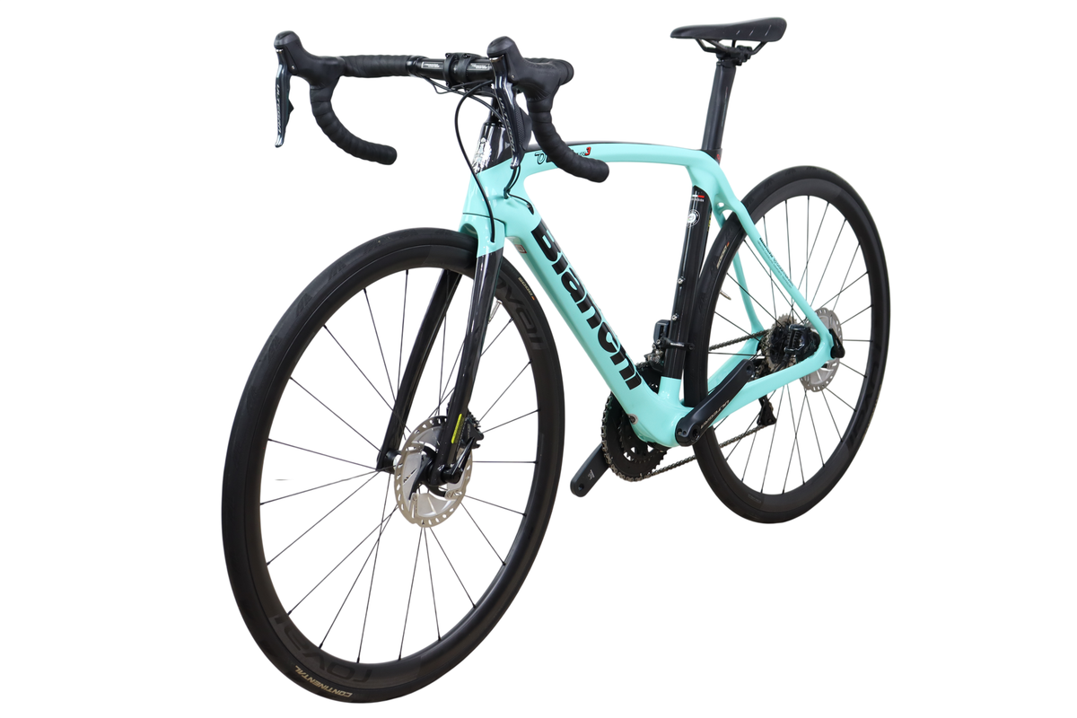 2022 Bianchi Oltre XR3 DI2 Carbon Disc Brake Carbon Road Bike - 53cm